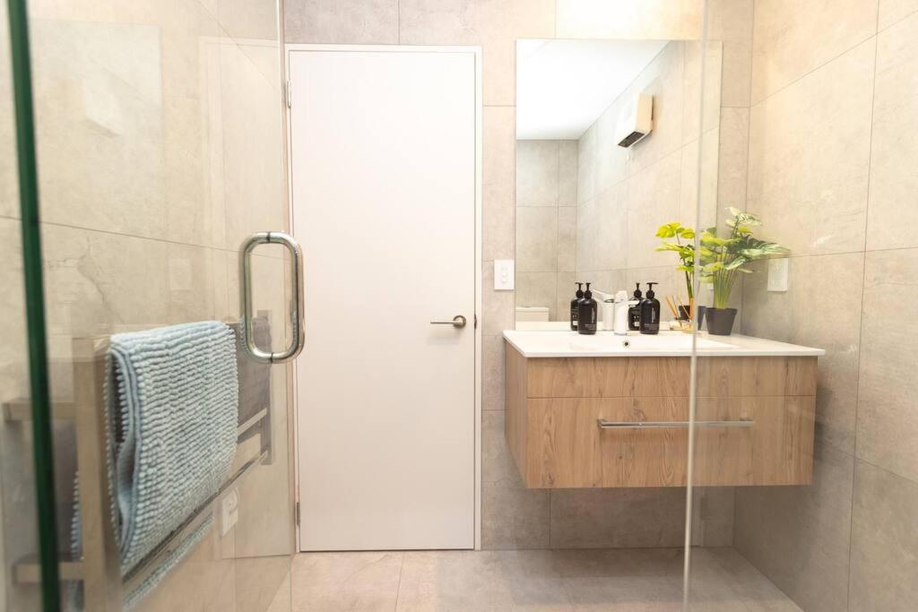 Inner City Luxury With Free Parking Christchurch Exterior foto